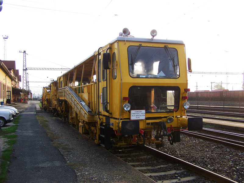 AG - 863 Dombóvár (2010.09.13).