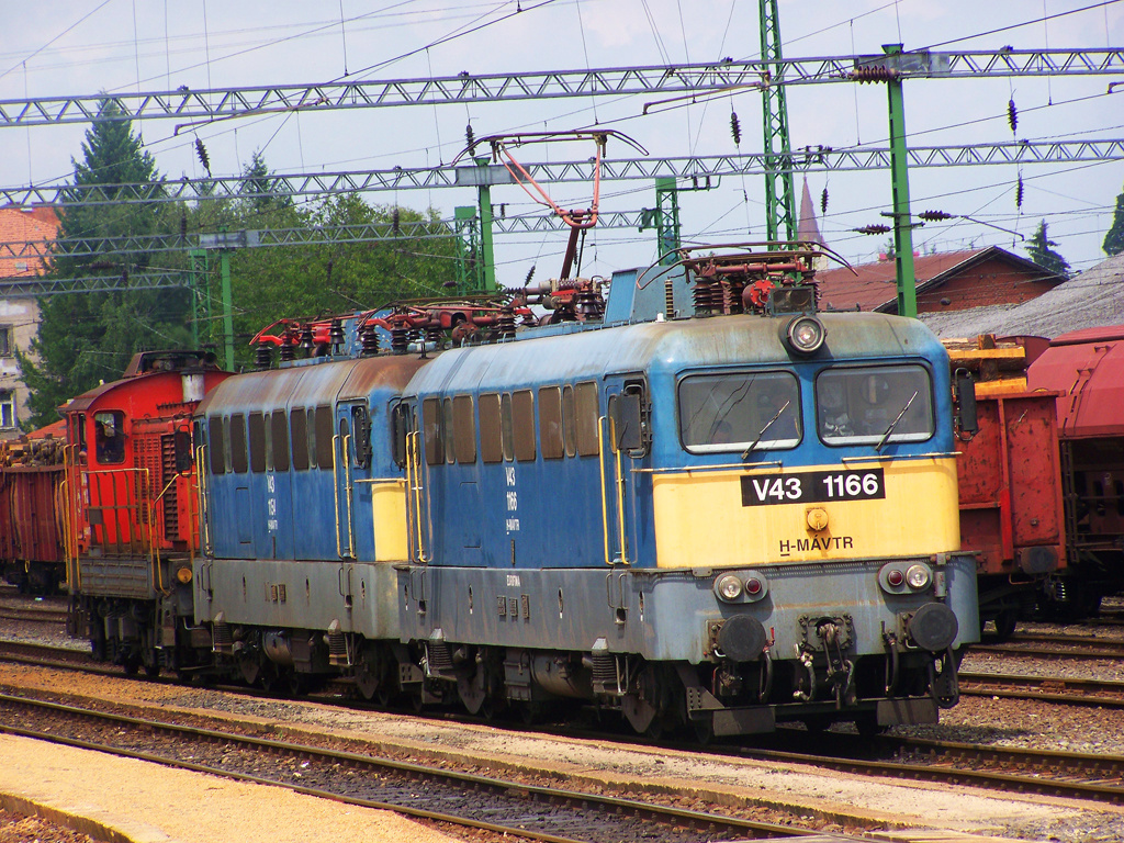 V43 - 1166 +  V43 - 1154 + M44 - 112 Nagykanizsa (2009.06.27).