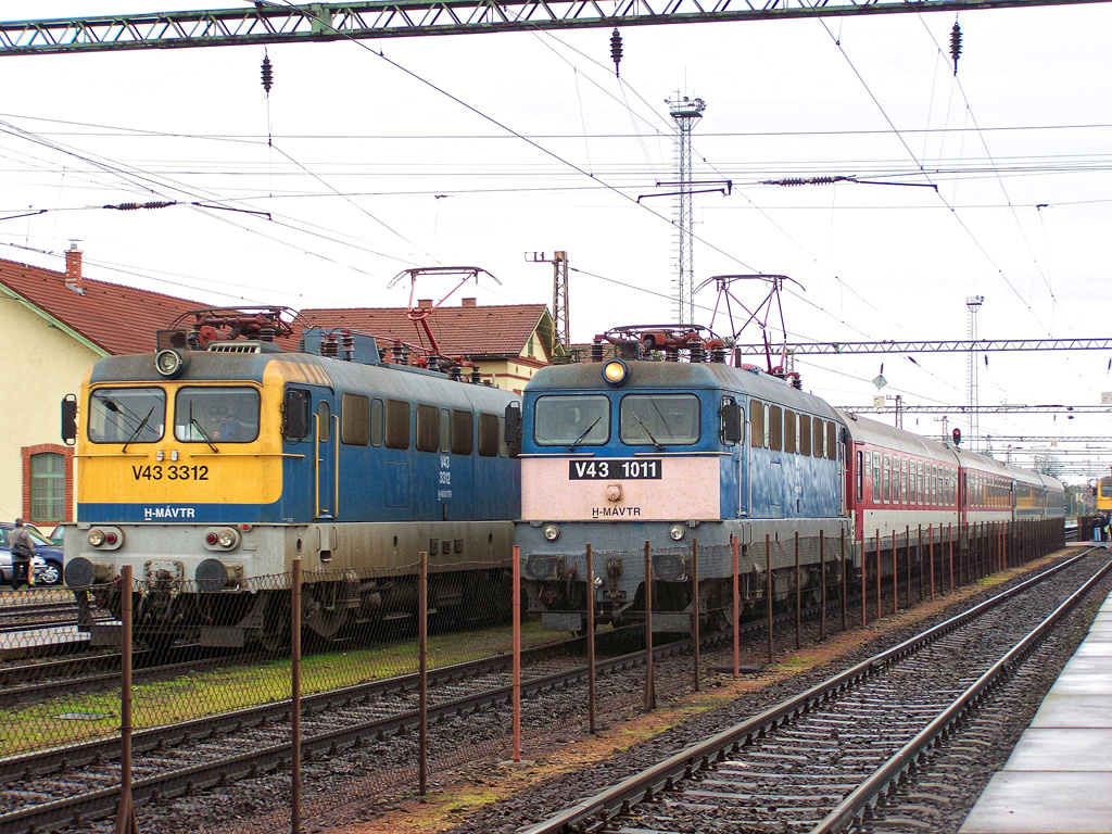 V43 - 1011 Dombóvár (2010.10.26).