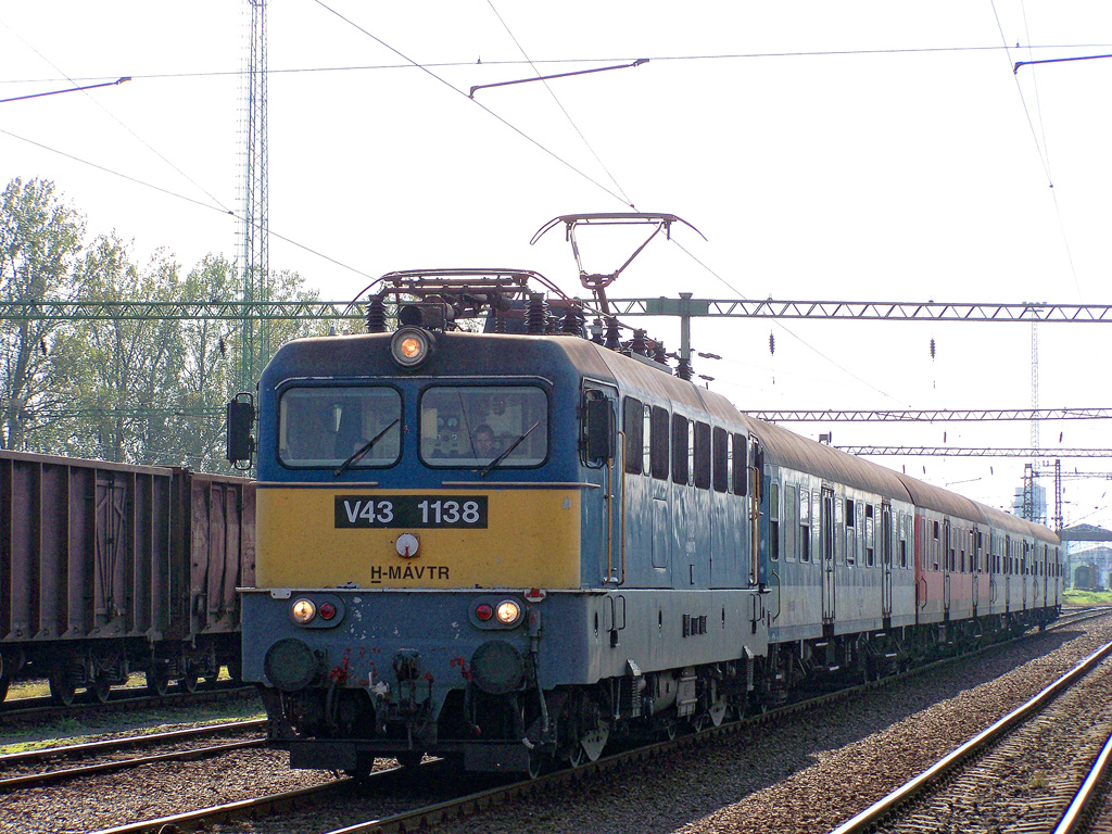 V43 - 1138 Dombóvár (2010.10.08).