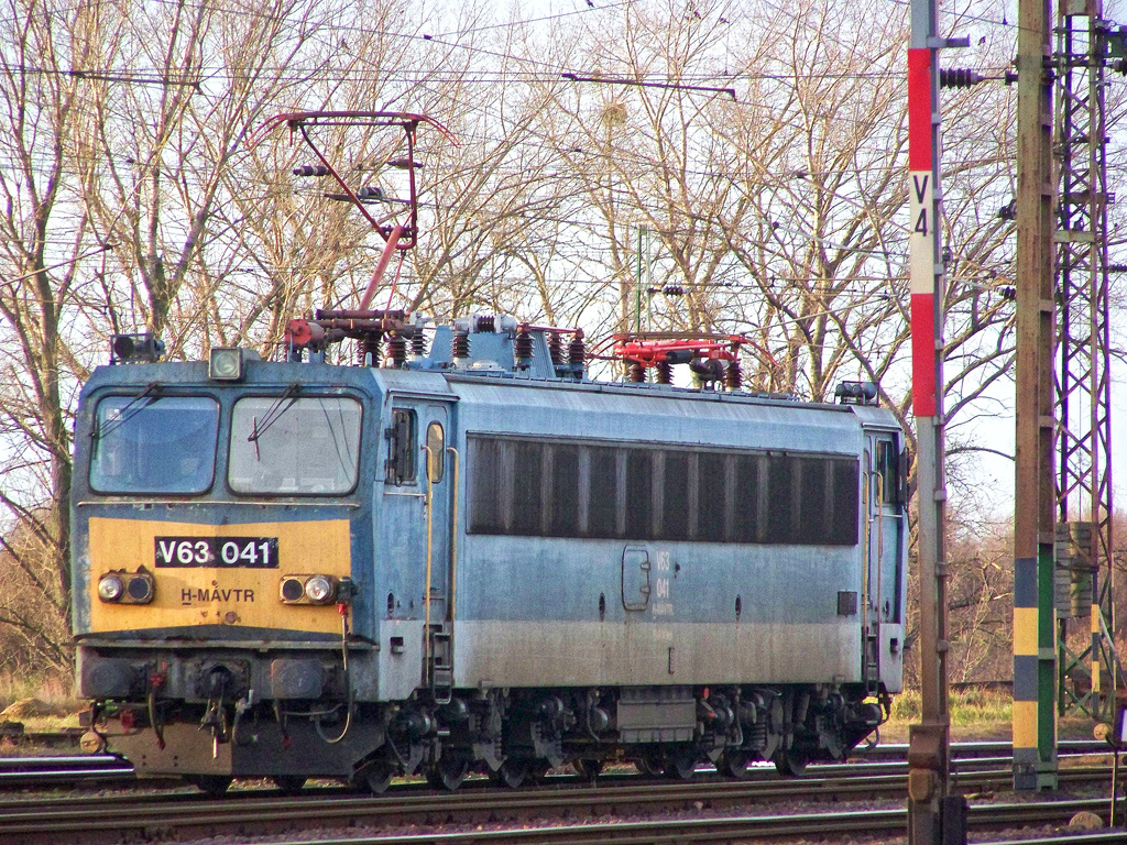 V63 - 041 Dombóvár (2010.11.09)01.