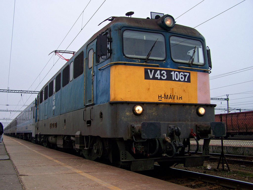 V43 - 1067 Dombóvár (2011.01.11).