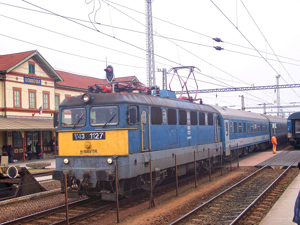 V43 - 1127 Dombóvár (2011.01.31.).