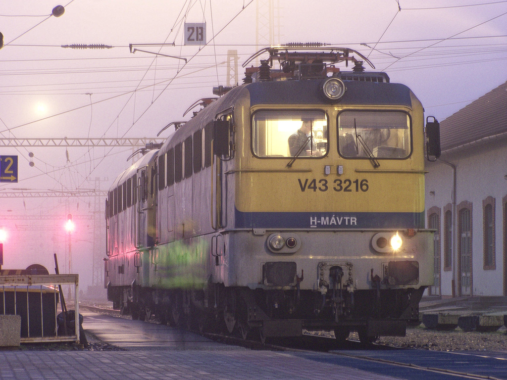 V43 - 3216 Dombóvár (2011.01.18).