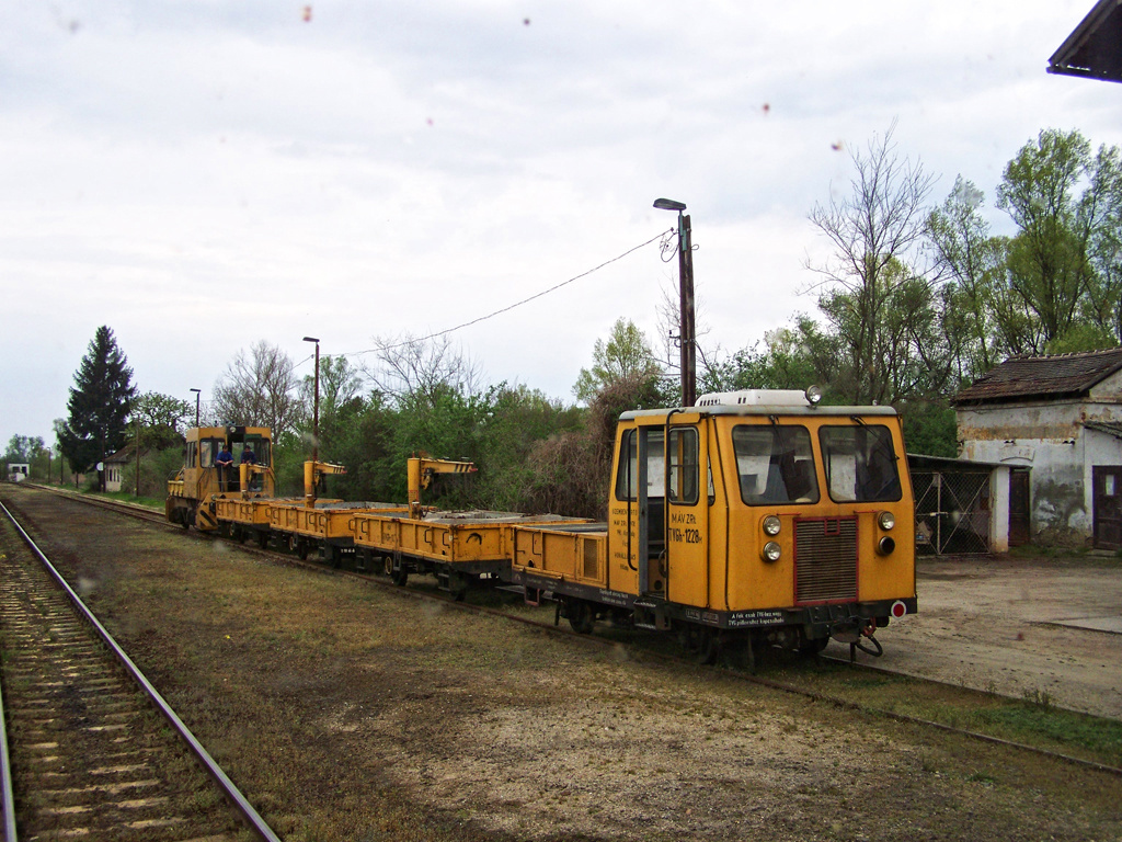 TVGnh - 1228 Mágocs Alósmocsolád (2011.04.12)