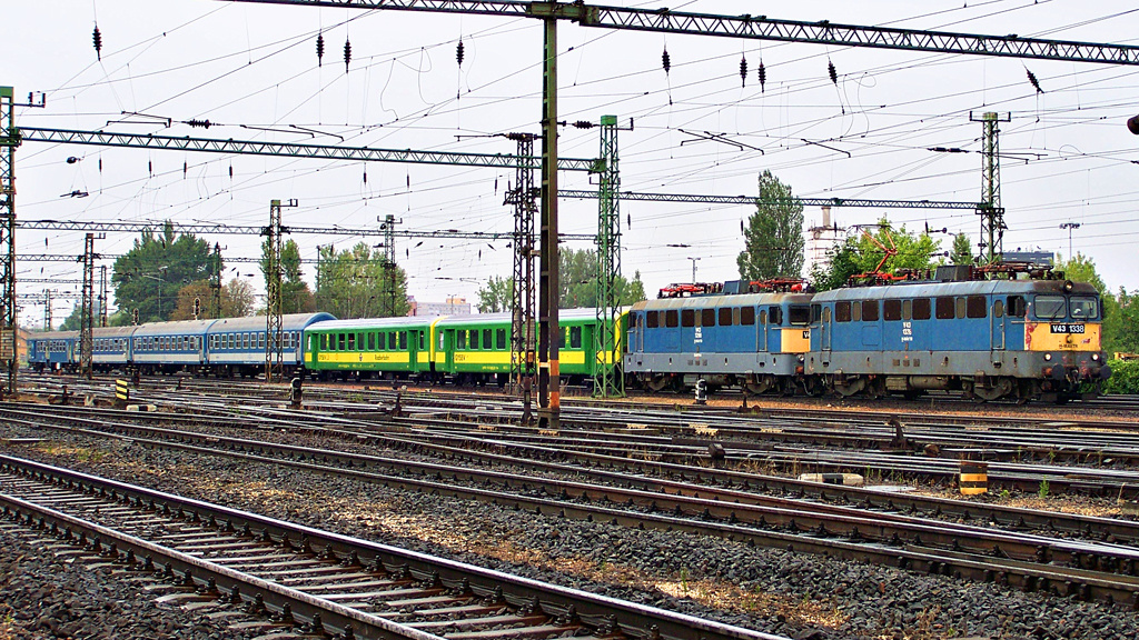 V43 - 1338 + V43 - 1286 Kelenföld (2011.07.23).