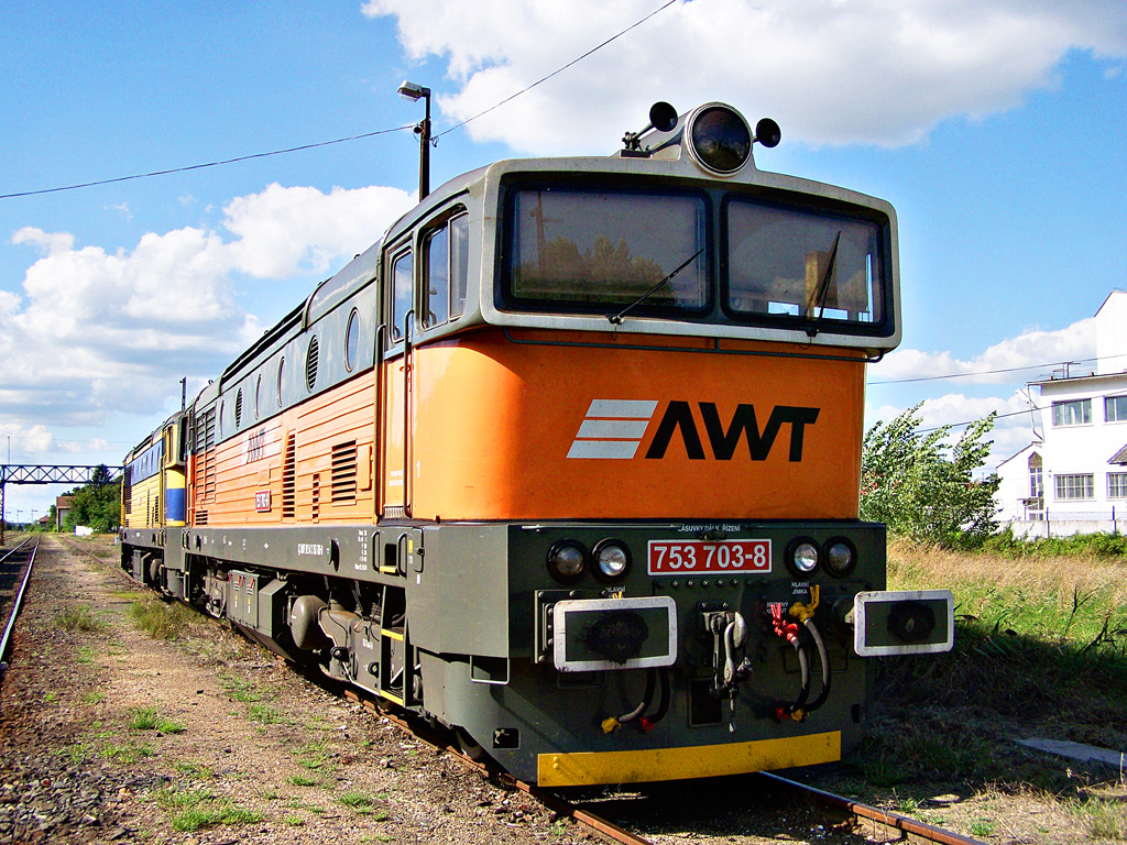 753 703 -7 + 753 708 - 7 Baja (2011.08.10).