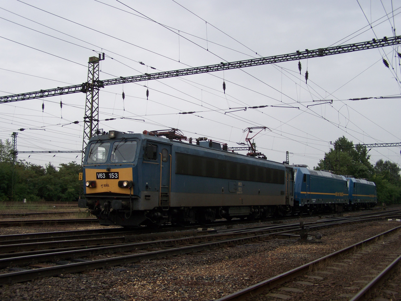 V63 - 153 + 480 005 - 2 + 480 006 - 0 Kelenföld (2011.07.23).