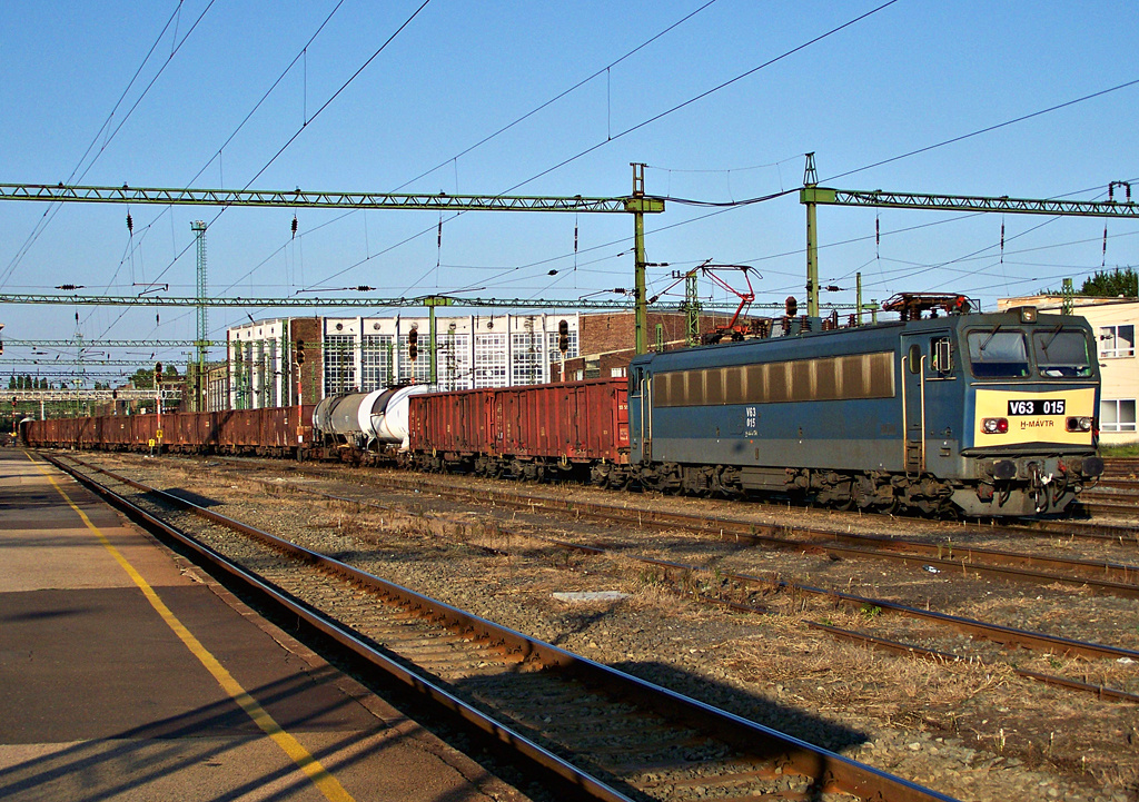 V63 - 015 Székesfehérvár (2011.08.18)