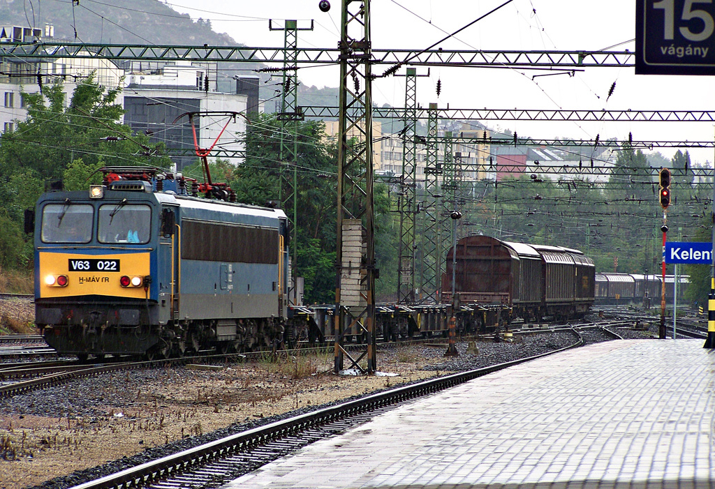 V63 - 022 Kelenföld (2011.08.04).