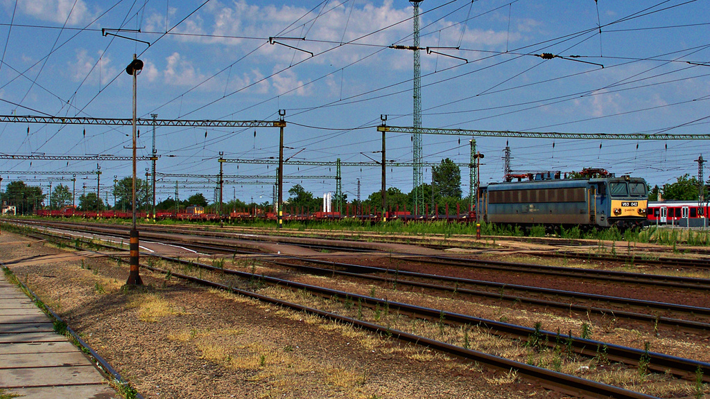 V63 - 042 Pusztaszabolcs (2011.07.11)