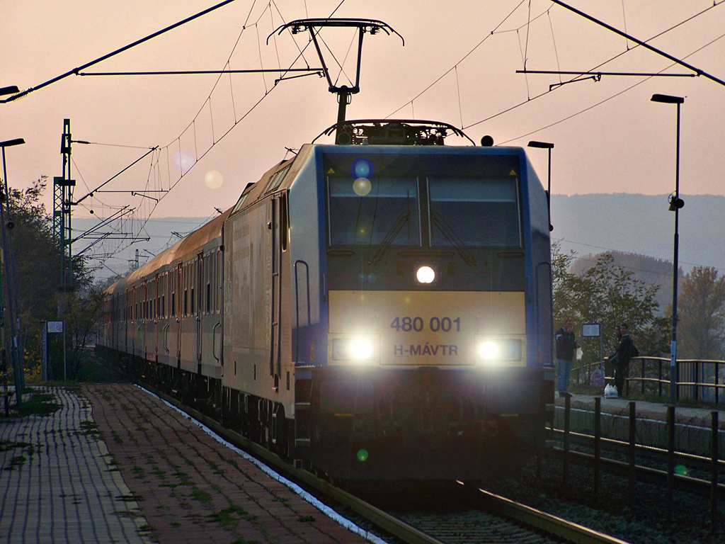 480 001 - 1 Törökbálint (2011.10.31).