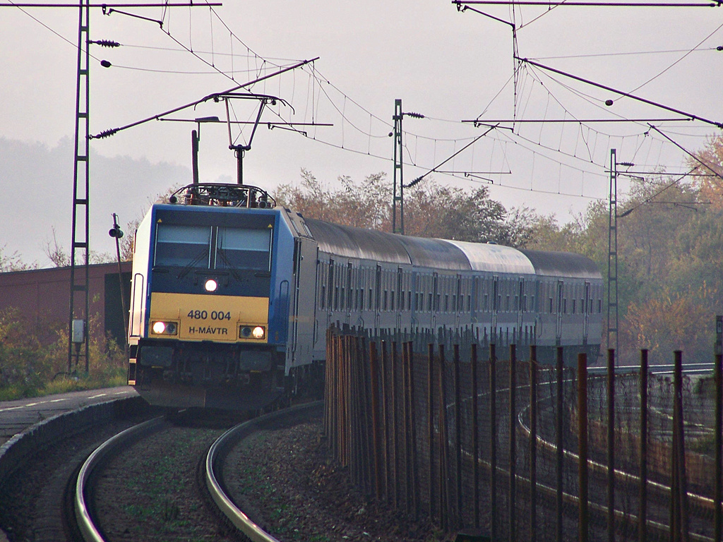 480 004 - 5 Szár (2011.11.02).