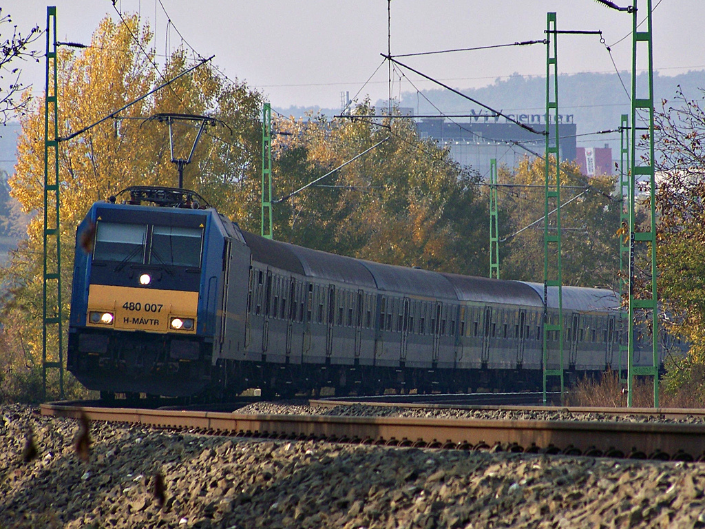 480 007 - 8 Törökbálint (2011.10.31).