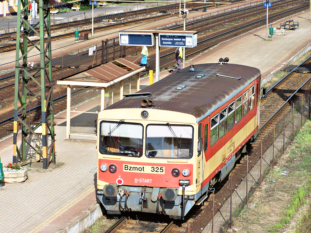 Bzmot - 325 Komárom (2011.08.16).