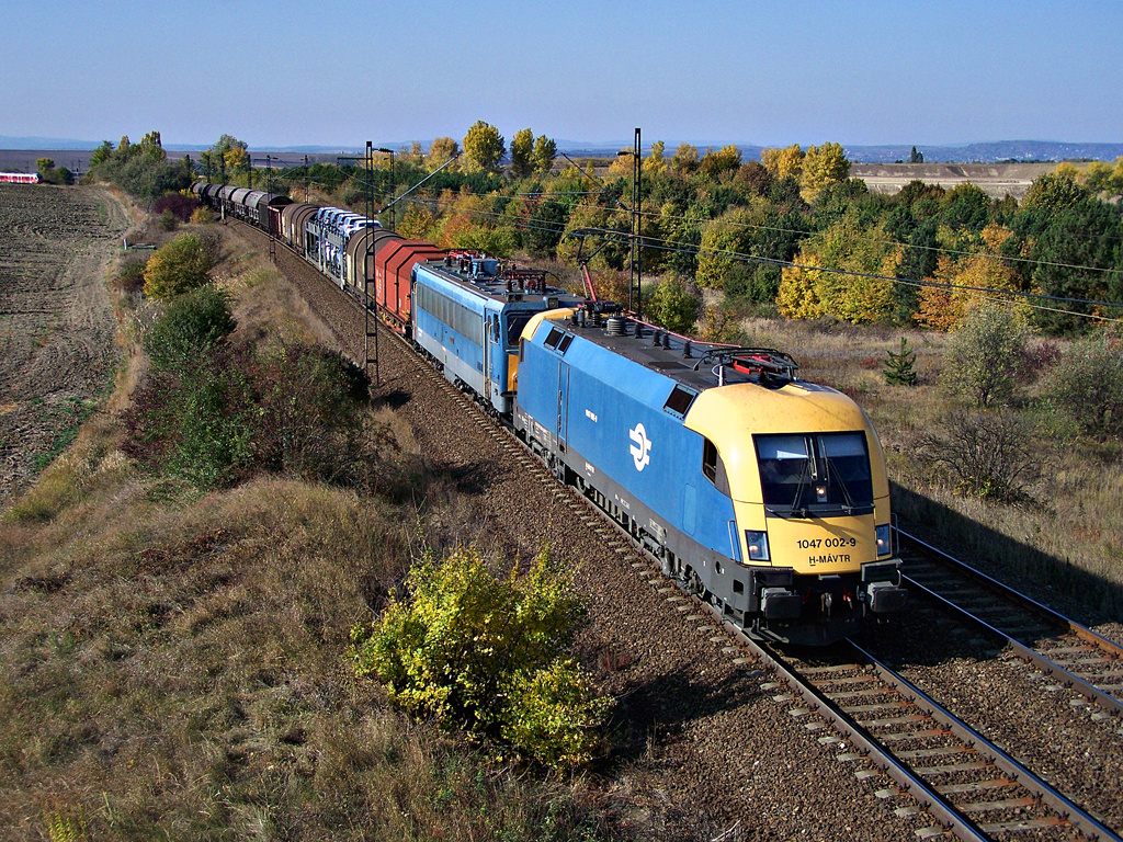 1047 002 - 9 + V63 - 138 Biatorbágy (2011.10.22).