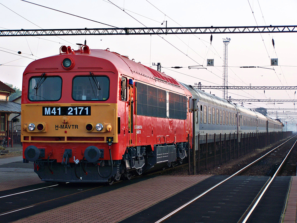 M41 - 2171 Dombóvár (2011.09.28).