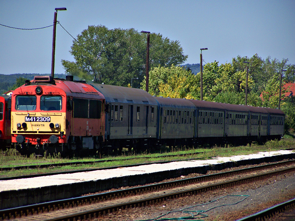 M41 - 2309 Tapolca (2011.08.18).