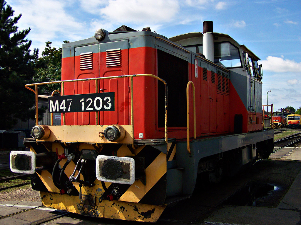 M47 - 1203 Győr (2011.08.16)01.