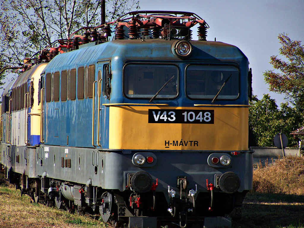 V43 - 1048 Szolnok (2011.10.15).