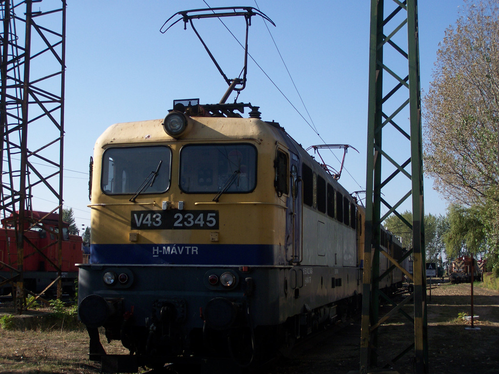 V43 - 2345 Szolnok (2011.10.15).