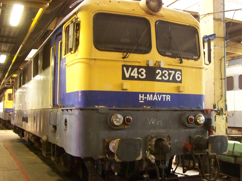 V43 - 2376 Szolnok (2011.10.15).