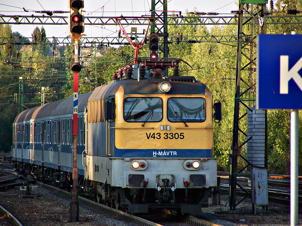 V43 - 3305 Kelenföld (2011.09.24).