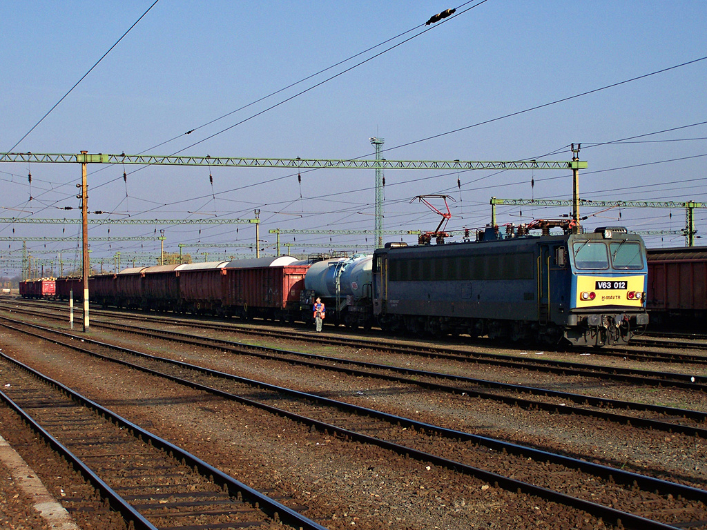 V63 - 012 Dombóvár (2011.11.09).