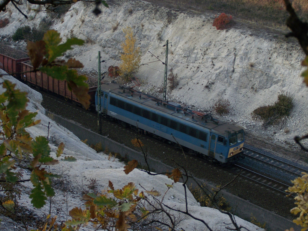 V63 - 036 Szár (2011.11.02).