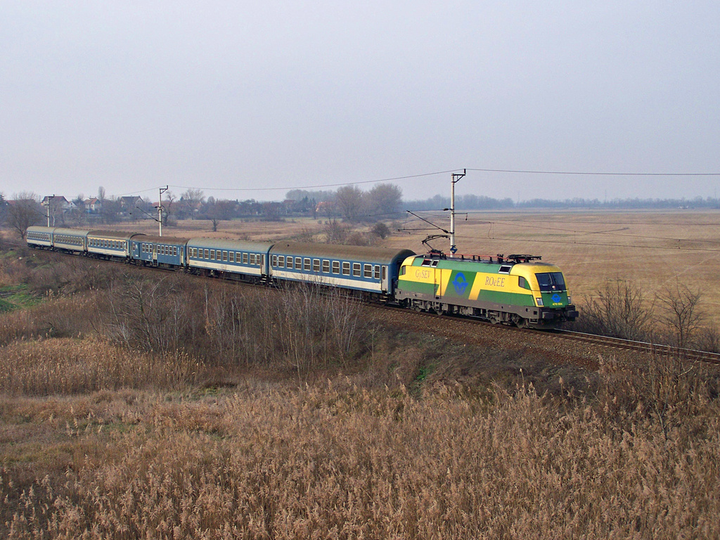 1047 504 - 4 Székesfehérvár (2011.12.12).