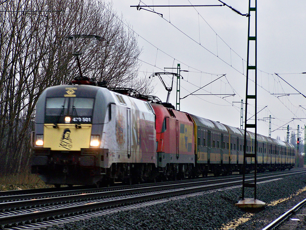 470 501 + 1116 060 - 3 Budaörs (2011.12.30).