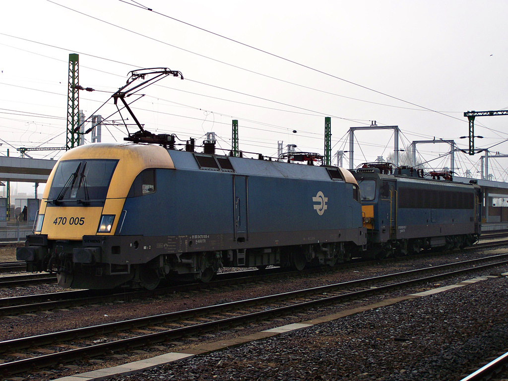 470 005 + 630 012 Kelenföld (2011.12.30).