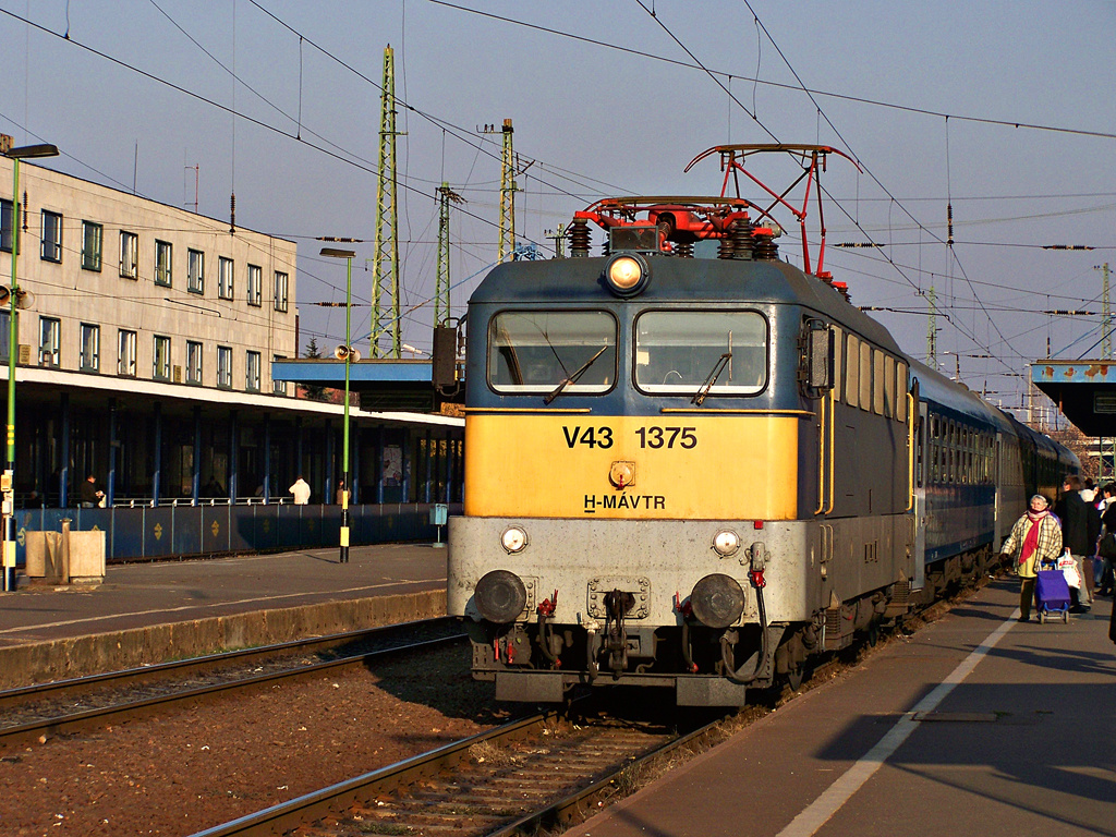 V43 - 1375 Debrecen (2011.11.13).