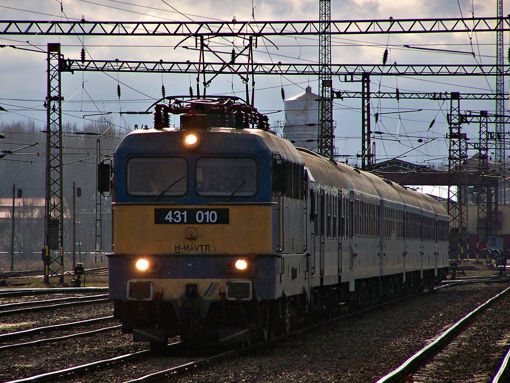 431 010 Dombóvár (2012.01.10).