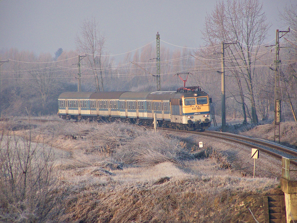 433 159 Dombóvár (2012.01.28).