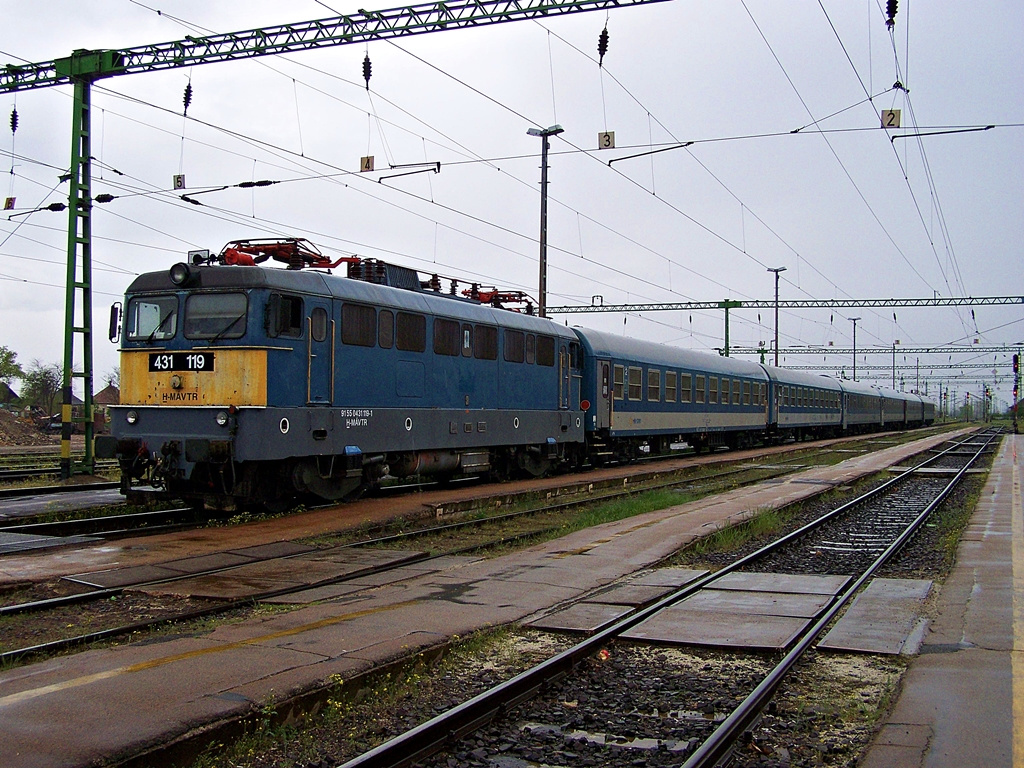 431 119 Sárbogárd (2012.04.22).03