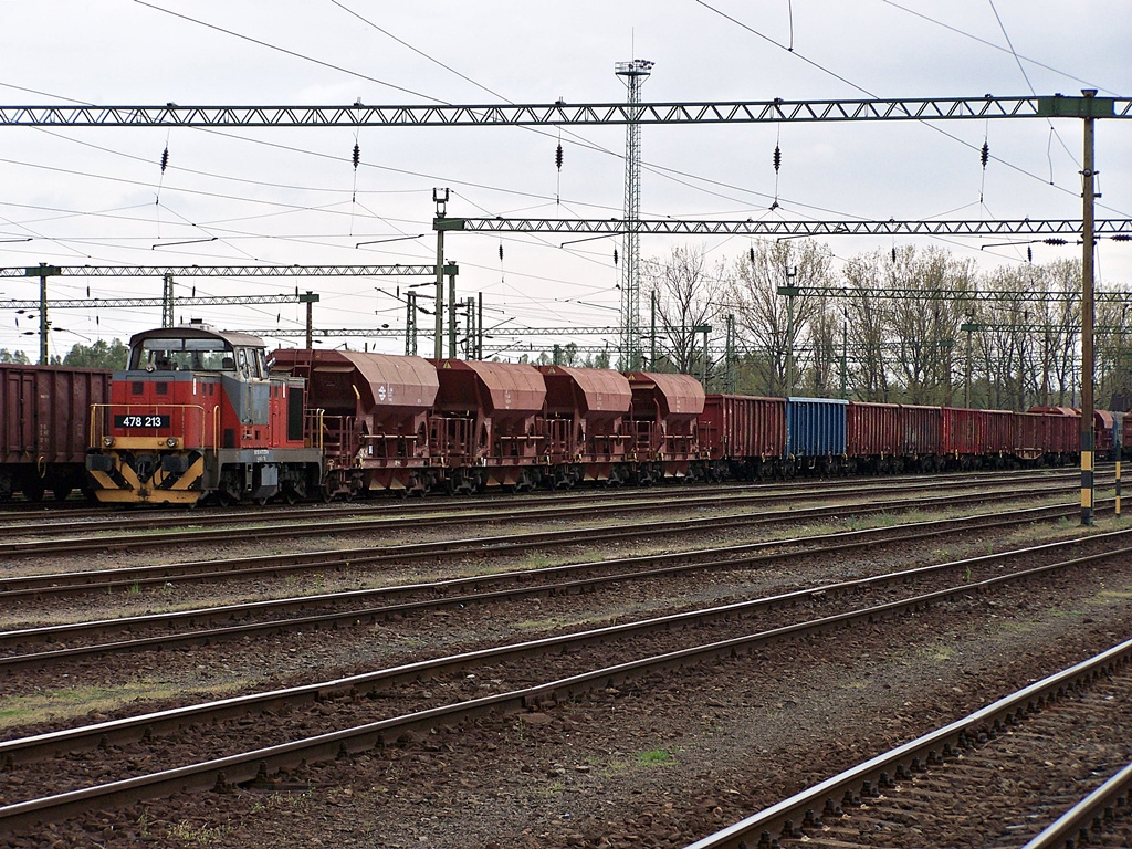 478 213 Dombóvár (2012.04.16).