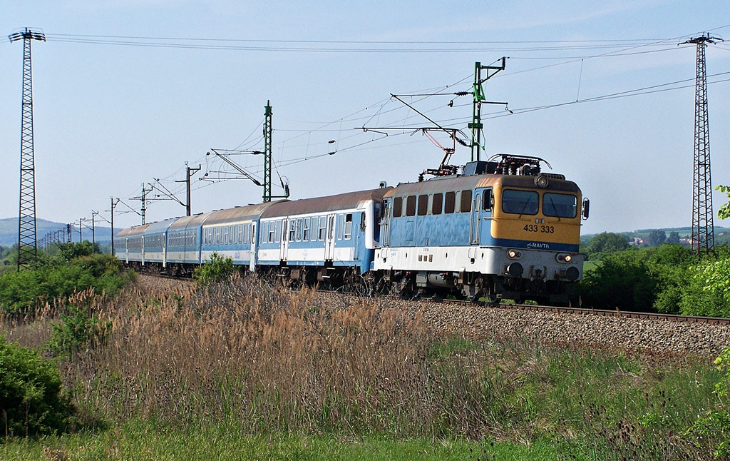 433 333 Dombóvár (2012.05.12)