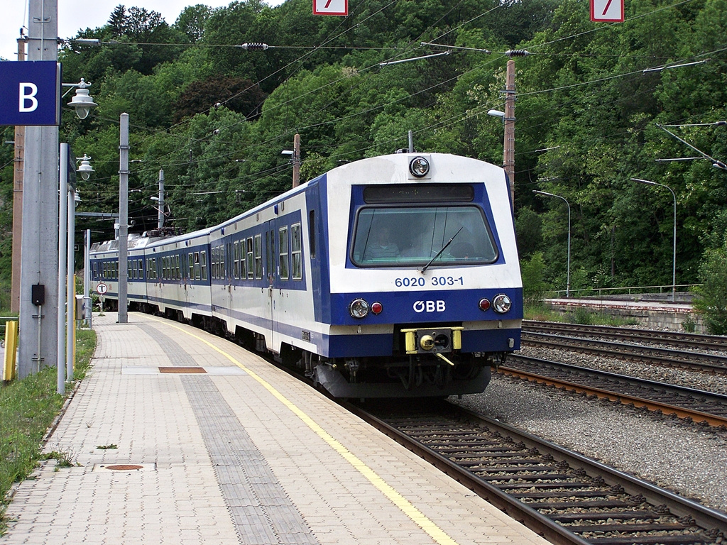 6020 303 - 1 Payerbach - Reichenau (2012.05.28).01