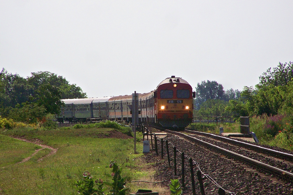 418 178 Alsónyék (2012.06.09).