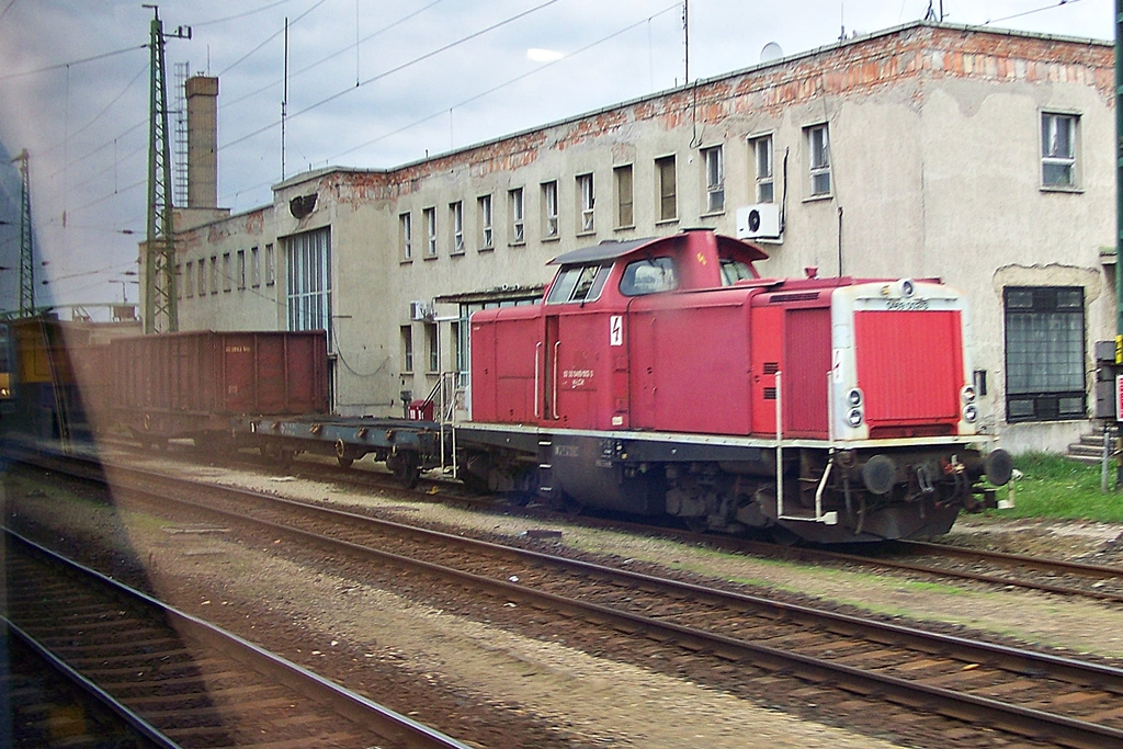 469 002 Komárom (2011.08.08).