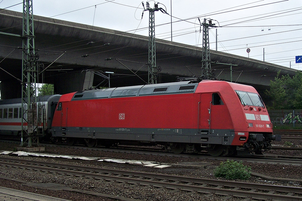 101 029 - 7 Hamburg-Harburg (2012.07.11).