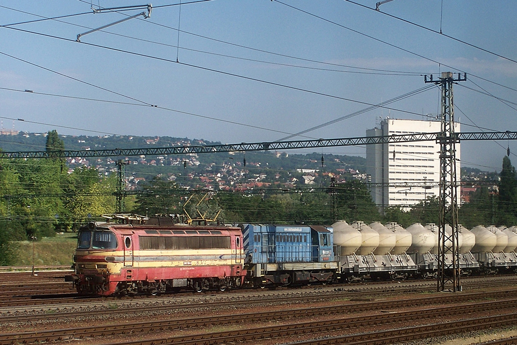 240 104 + 740 549 Kelenföld (2012.07.09).