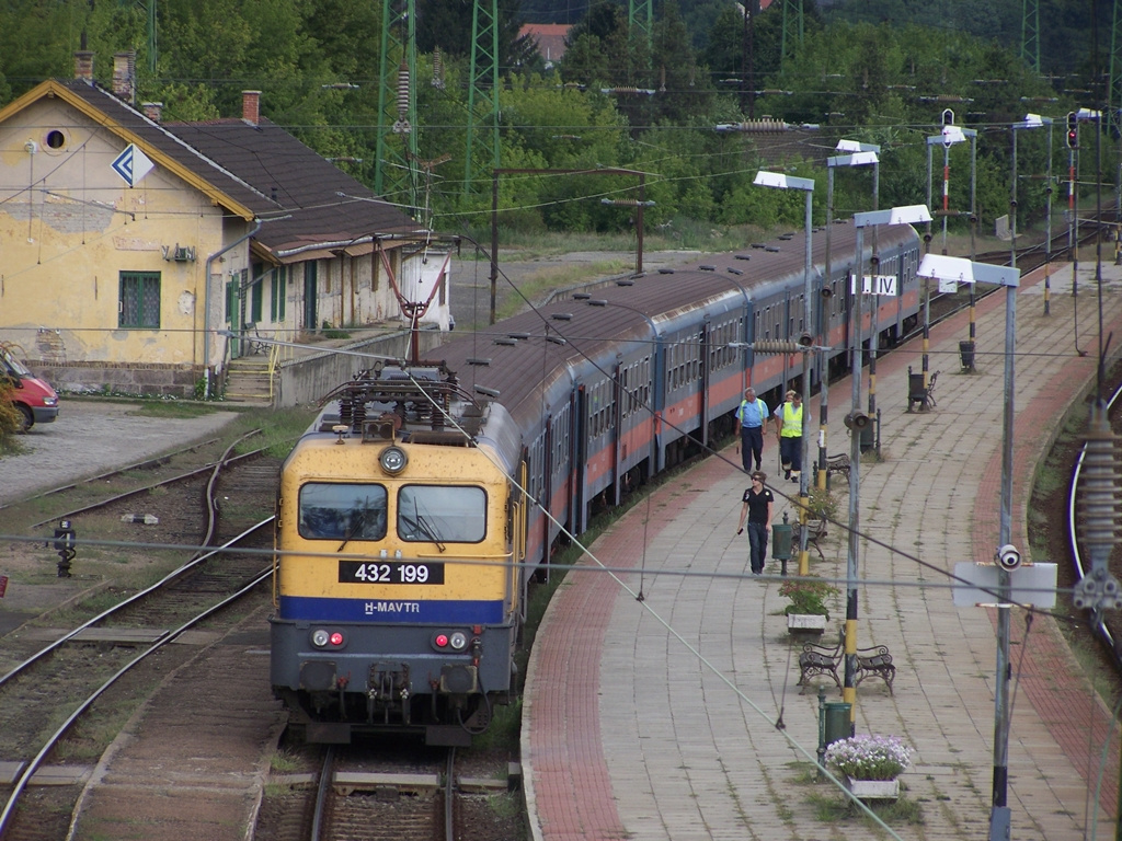 432 199 Szob (2012.08.11).