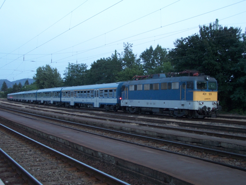 431 123 Szob (2012.08.24).