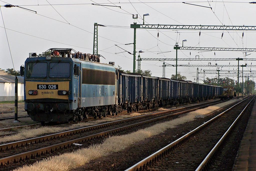 630 026 Sárbogárd (2012.08.23).