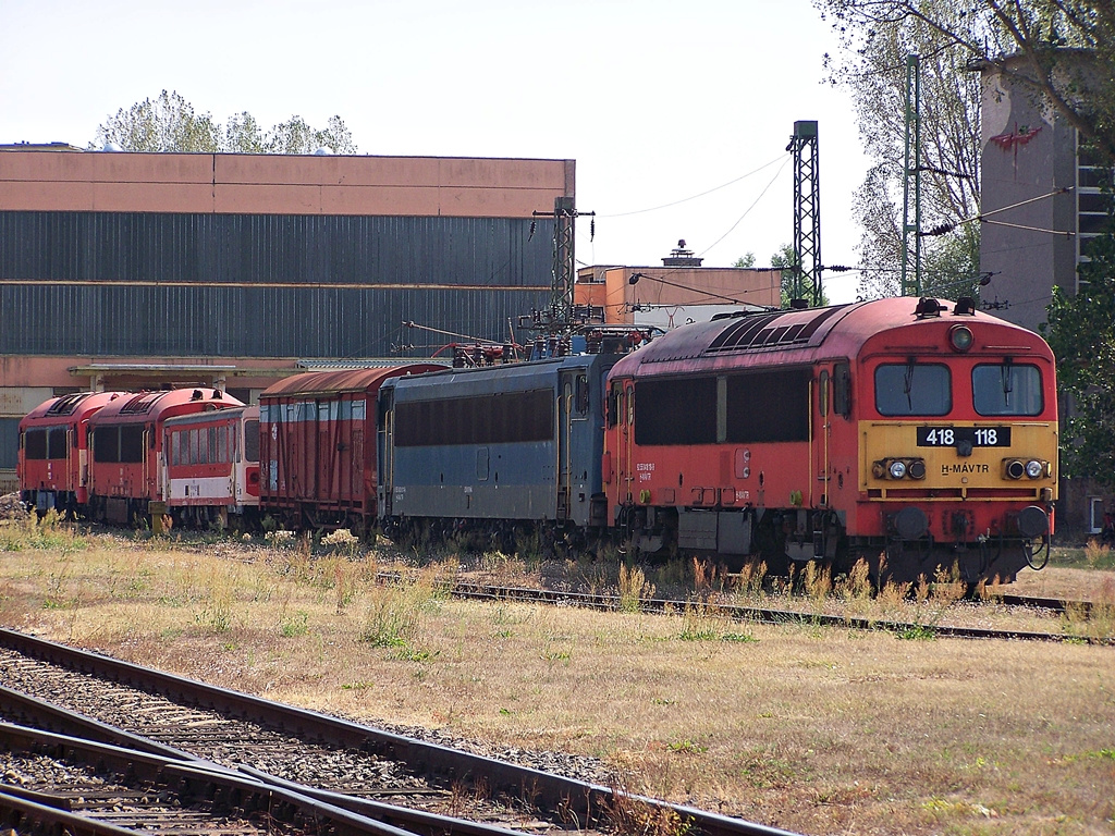 418 118 Dombóvár (2012.09.03).