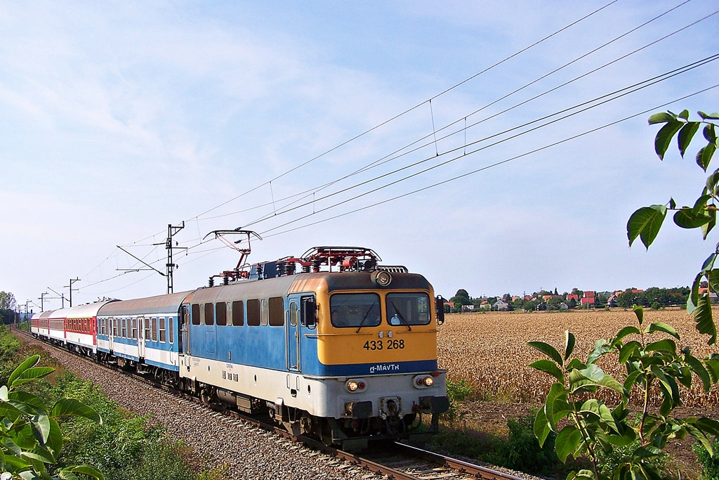 433 268 Dombóvár (2012.09.22).