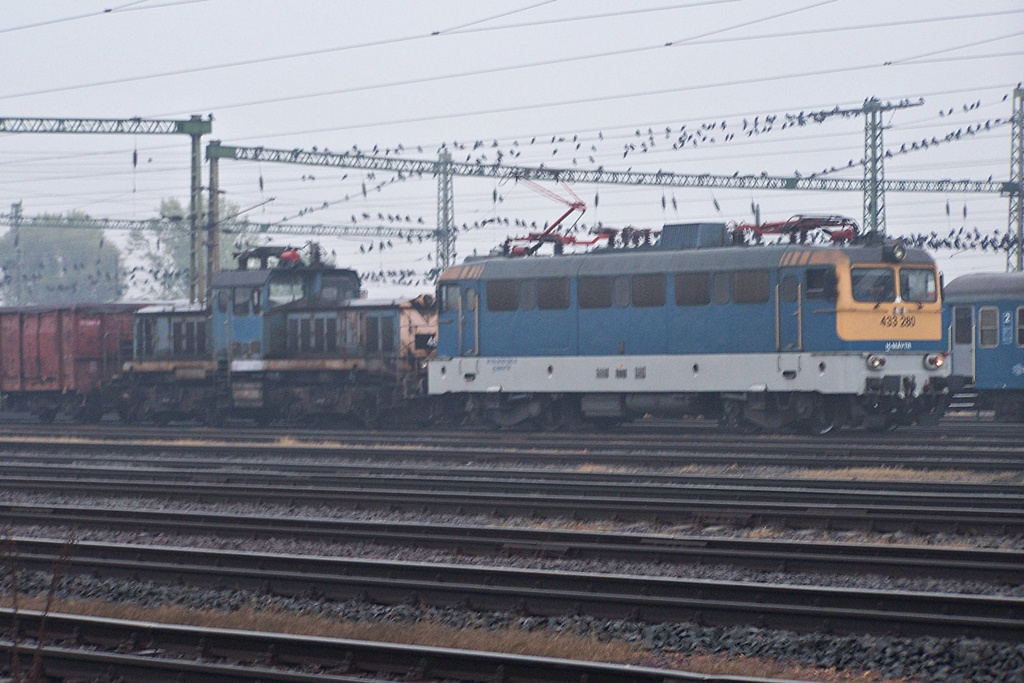 433 280 + 460 046 Dombóvár (2012.10.02).