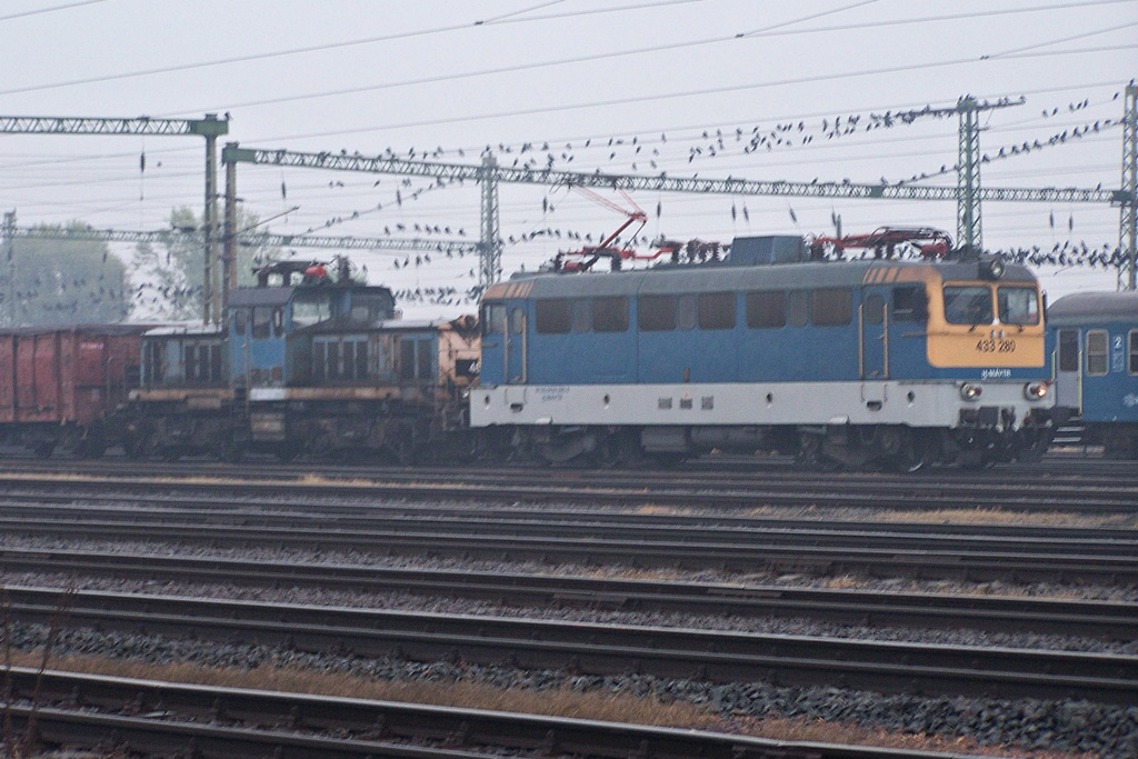 433 280 Dombóvár (2012.10.02).